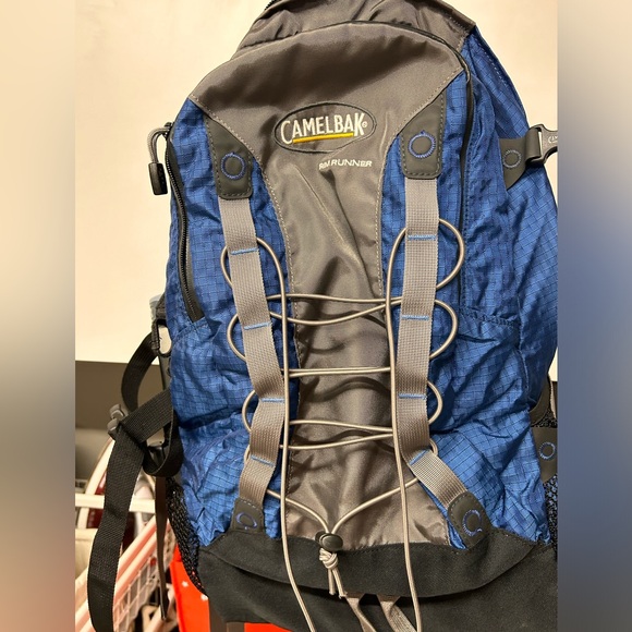 Camelbak Cloudwalker - Picture 1 of 14